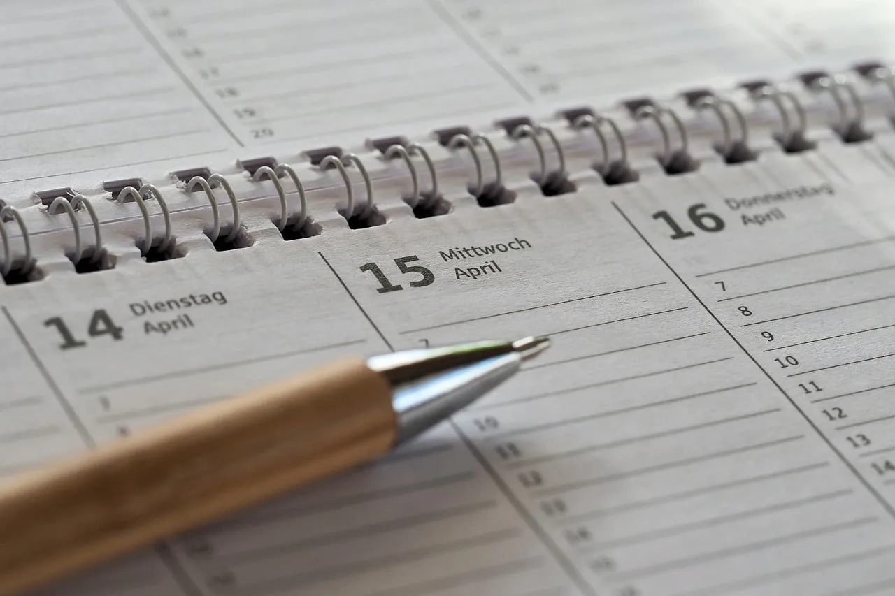 calendar, meeting, planning, scheduling, time management, tasks, agenda, schedule, time planning, to organize, daily plan. Annual vs Monthly Membership Renewals: Which Billing Cadence Retains More Members?