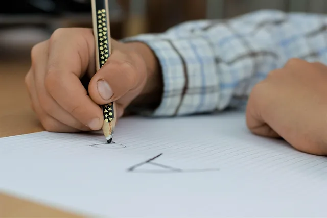 people, paper, 4k wallpaper 1920x1080, adult, hand, write, a, pencil, inside, wallpaper 4k, windows wallpaper, woman, training, company, desktop backgrounds, human, free wallpaper, 4k wallpaper, free background, children, laptop wallpaper, business, career, success, hd wallpaper, come forward, business world, work, freelance, wallpaper hd, automobile, überraschungseifiguren, workplace, profession, beautiful wallpaper, happy hippo, new, existence, new year's day, begin, keyboard, rise, background, start-up, year, full hd wallpaper, vehicles, contact, together, management, neon, freelancer, turn of the year, tablet, mac wallpaper, cool backgrounds, elementary school, elementary school students, students, school, communication. Production quality in a membership community: what actually raises it