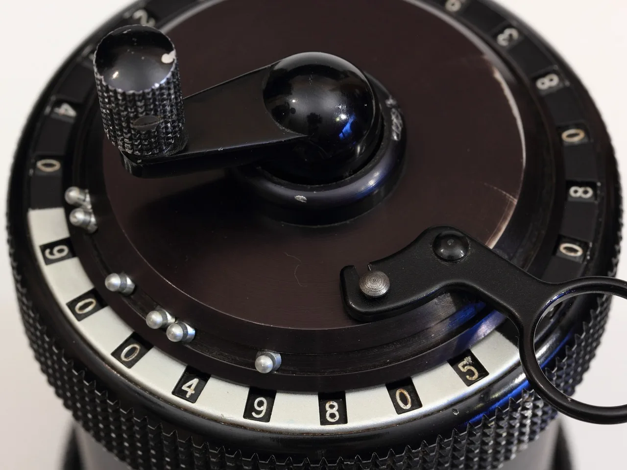 curta, mechanical, calculator, liechtenstein, mechanic, handcranked, cranked, calculation, calculate, machine, number, crank, mathematics, device, handle, lever, metal, old, antique, vintage, technology. Turning a membership community quote template into real pricing numbers