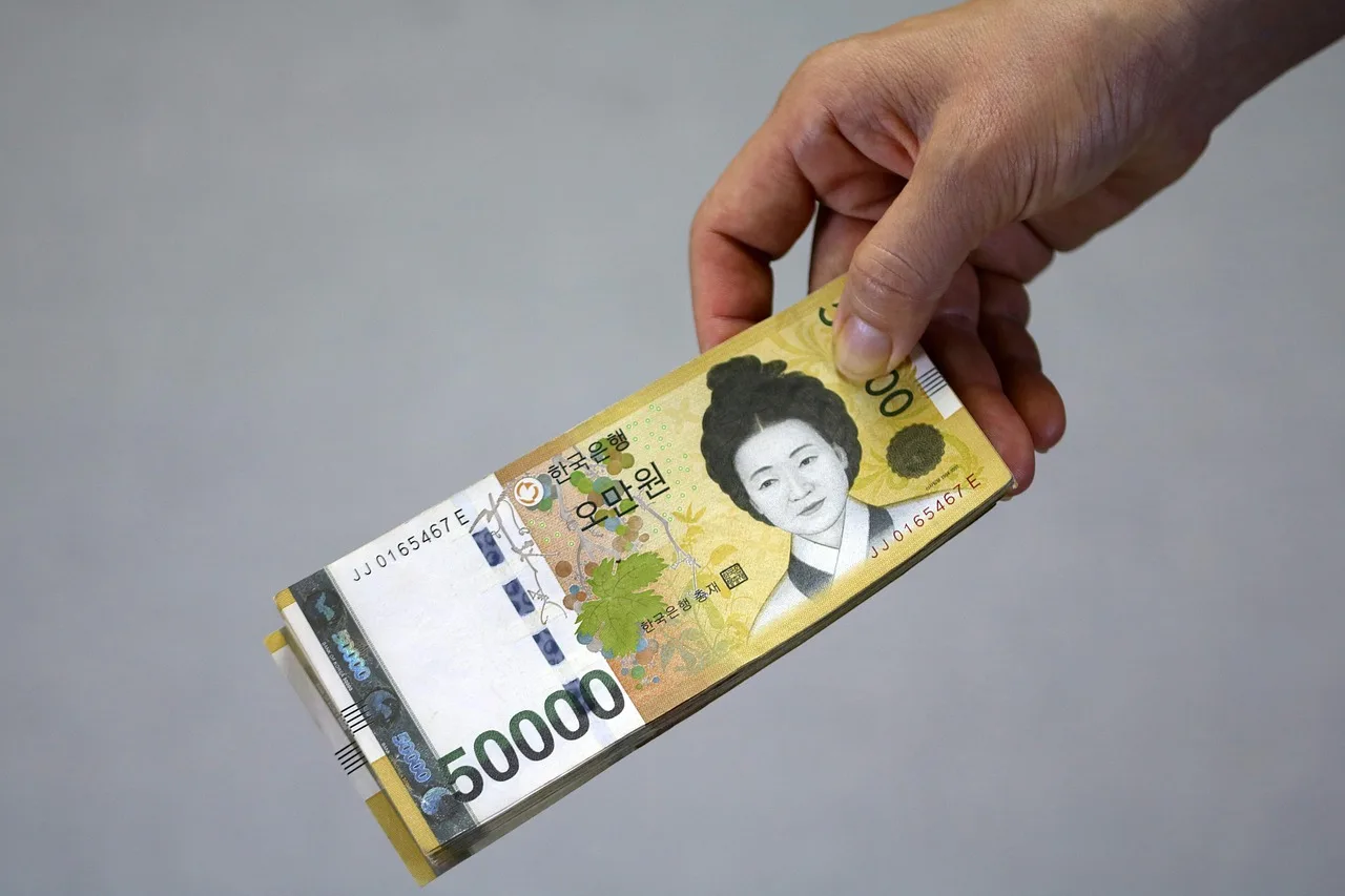 don, money, call, finance, cash, investment, property, economy, bank, payment, market, funds, right now, loans, stock, shopping, republic of korea, korean money, money, money, money, money, money, economy, korean money, korean money, korean money. Startup costs for a membership community: what it actually takes to fund one